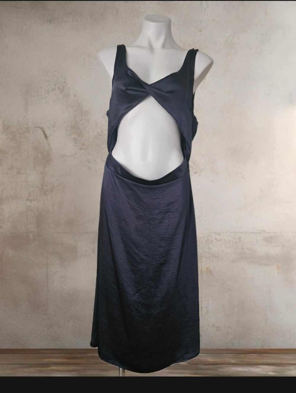 Mi Ami Sleek Navy Cutout Satin Dress XL